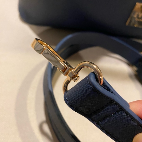 Large Navy Blue Satchel - Picture 6 of 8